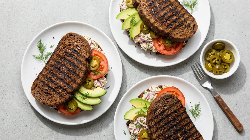 Tonnikalaleivät "Tunacado"